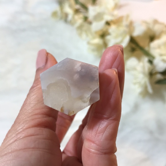 Flower Agate with Quartz - Picture 10 of 15